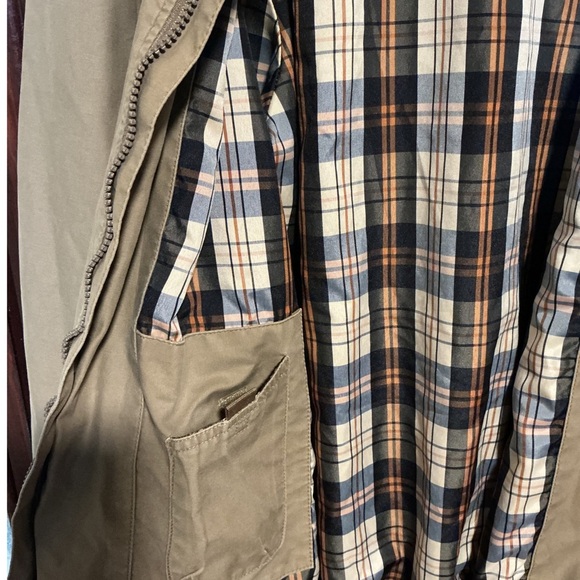 Men’s Jacket - Picture 4 of 4